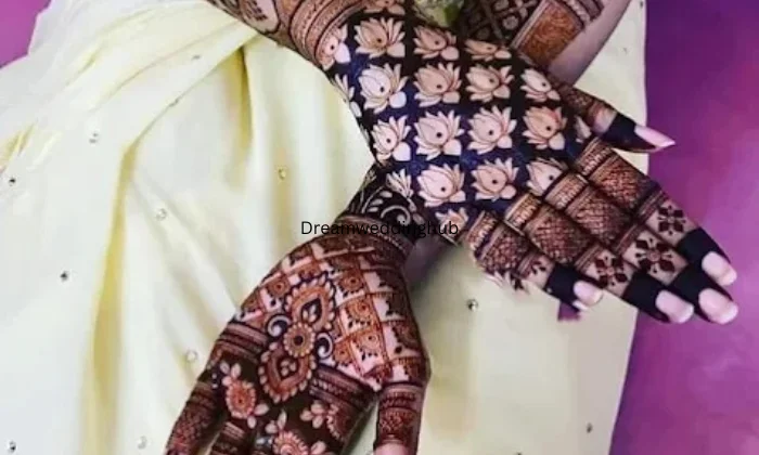 Lotus Mehndi Artist in Chandigarh